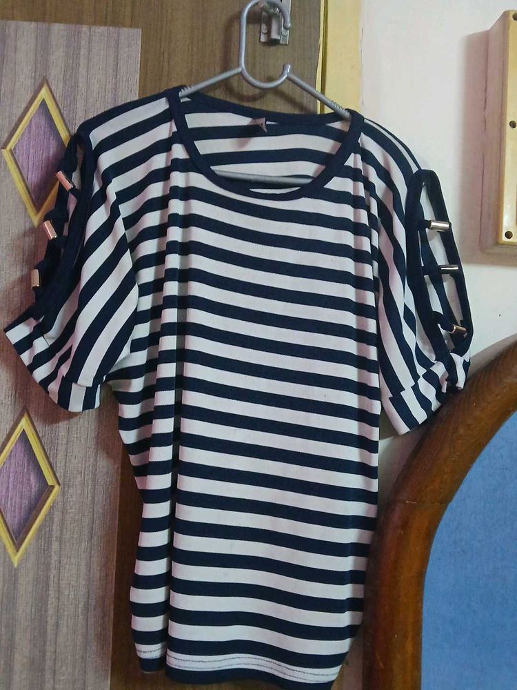 Striped Cut-out Sleeve Top