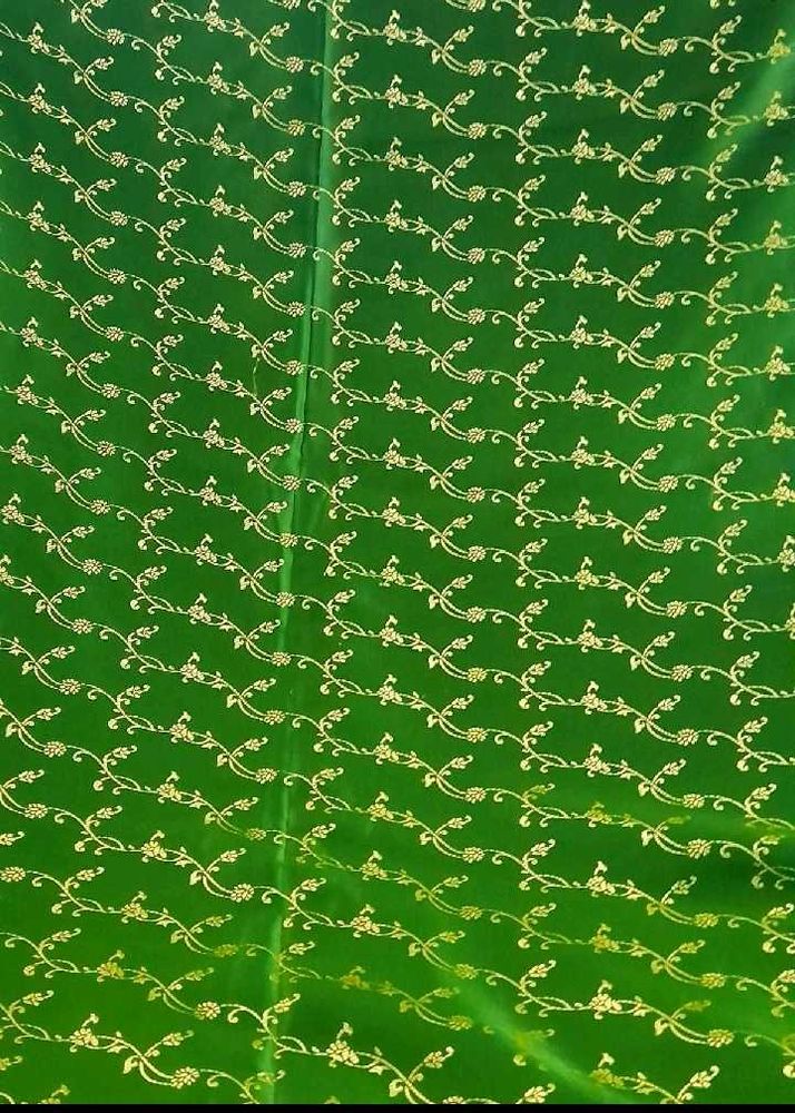 Green &amp; Gold Floral Fabric Saree