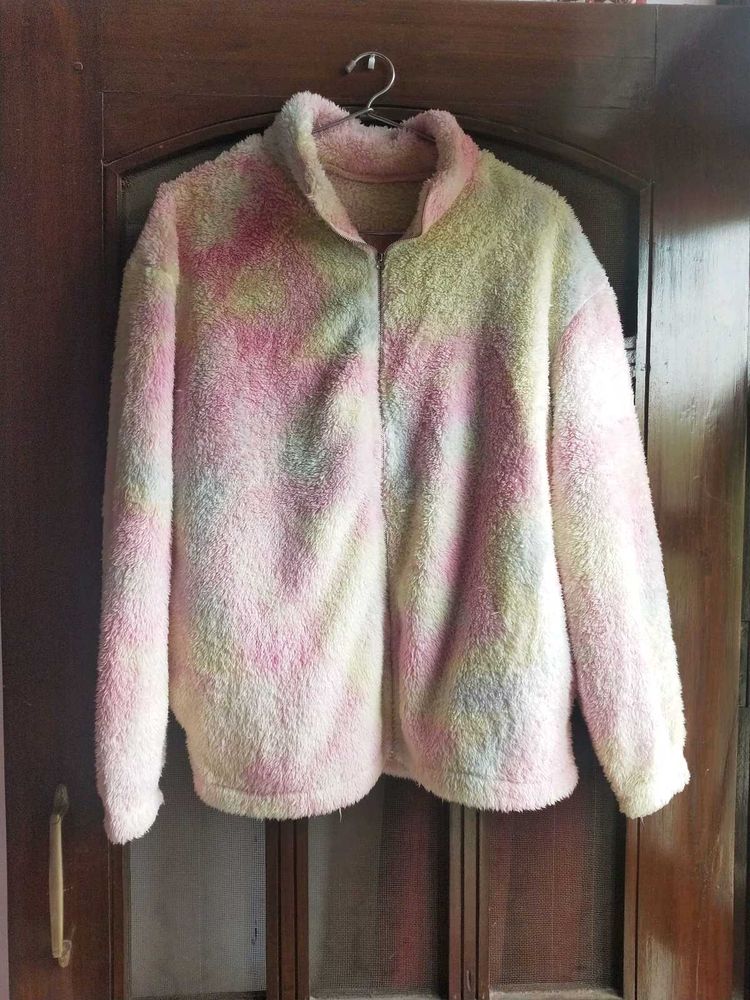 Luxury Women&#39;s L/XL Faux Fur Jacket For Winters