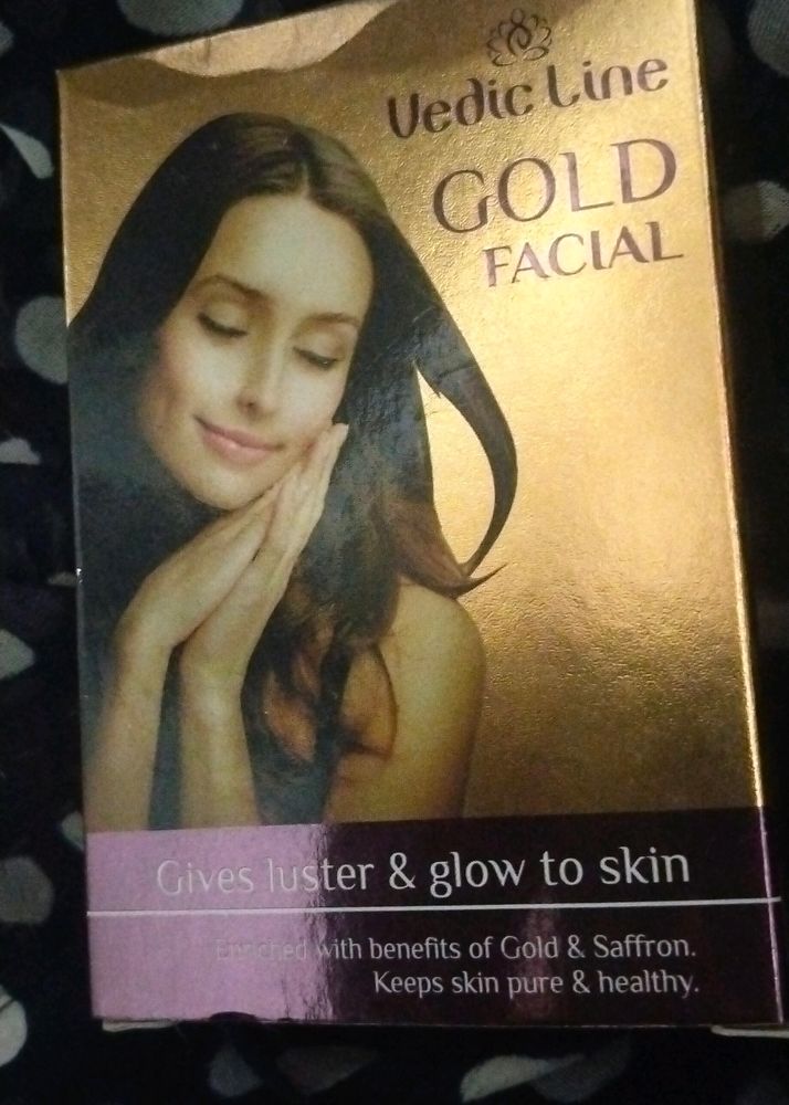 Vedicline - Gold Facial