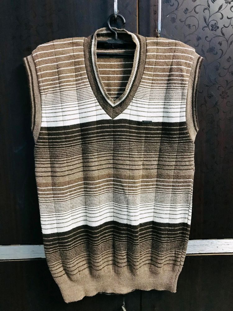 Half Sleeve Sweater Like New