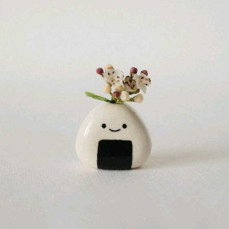 🌸Mini Onigiri Vase 🍘🍚