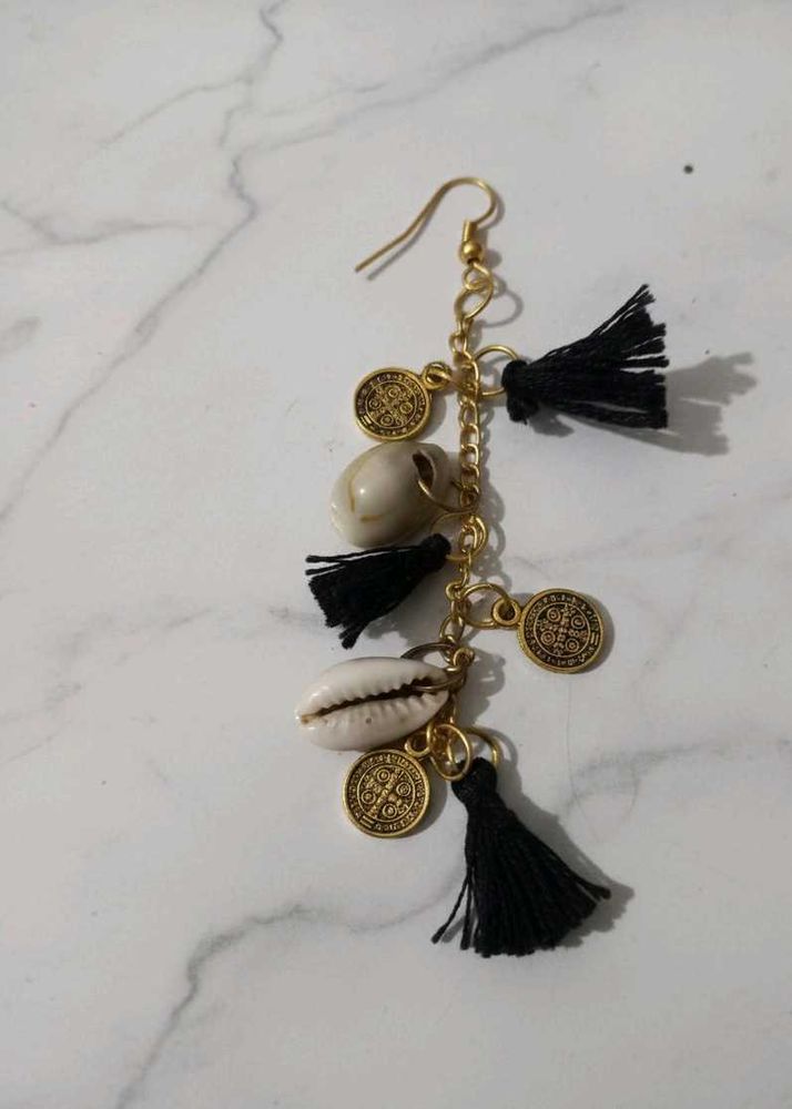 Shell Tassel Earrings