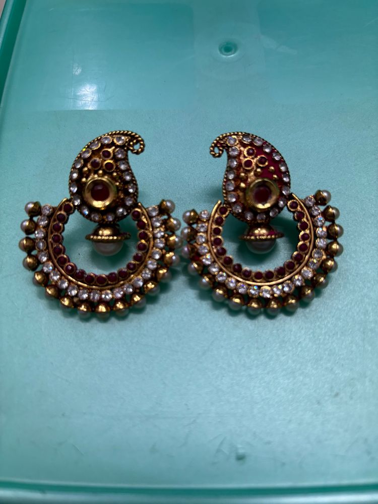 Earring