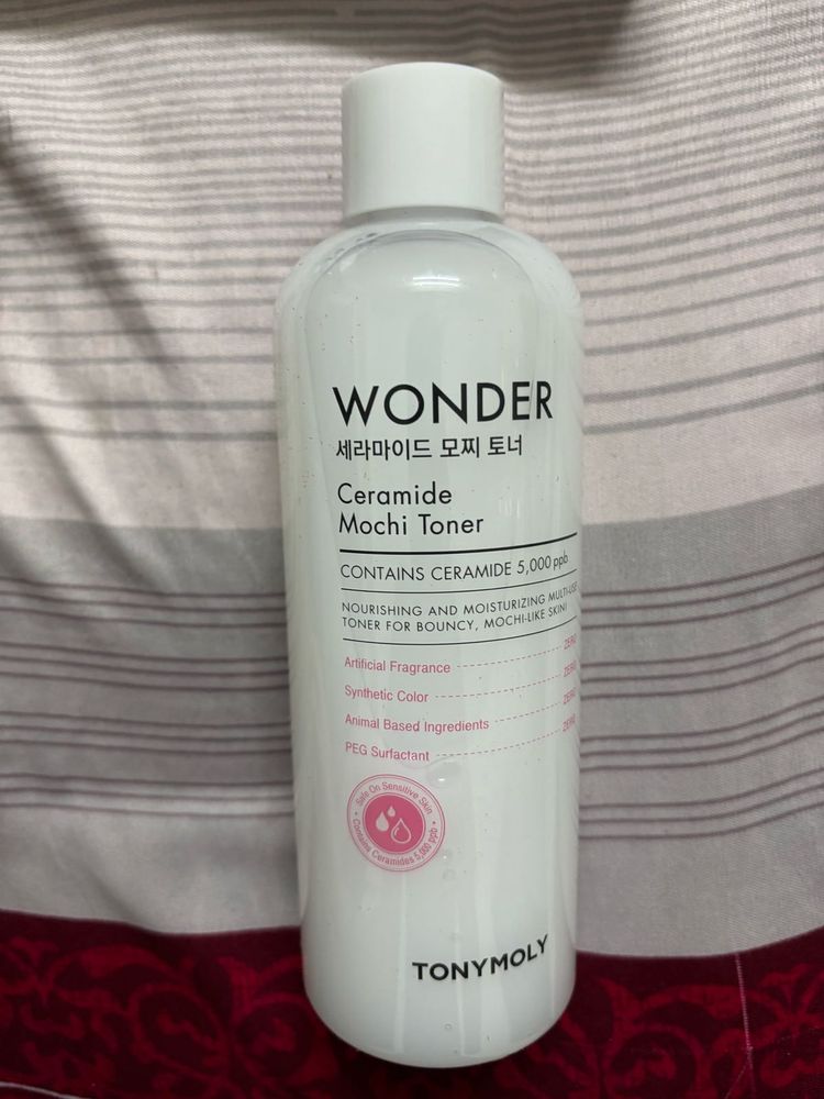 Tony Moly  wonder ceramic Mochi toner