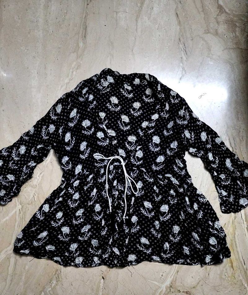 Floral Print open cape top