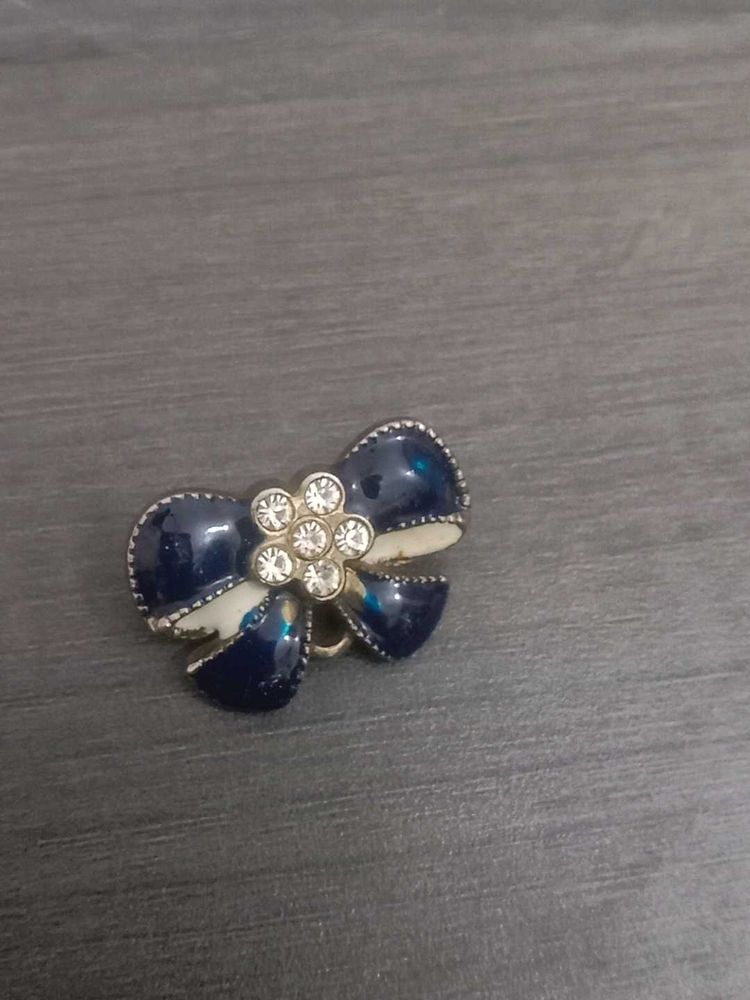 Cute Bow Pin