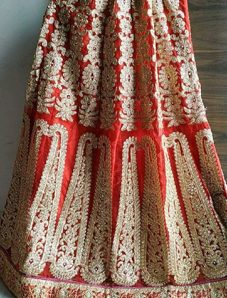 Elegant Red &amp; Gold Lehenga Set (Blouse+Duppata)
