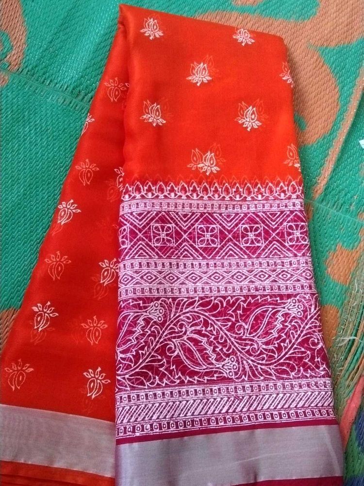 Beautiful Saree With Unique Colours
