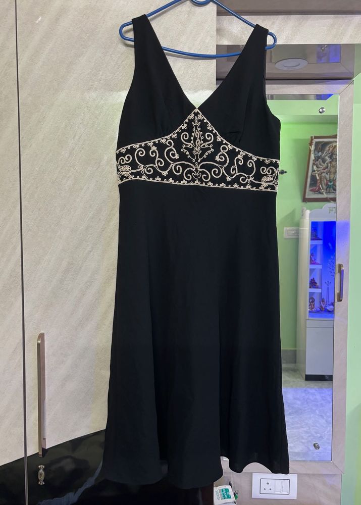Elegant Black Dress