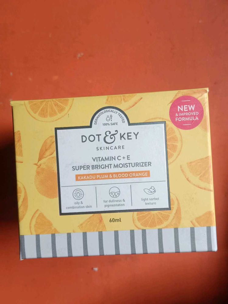 Dot &amp; Key Super Bright Moisturizer