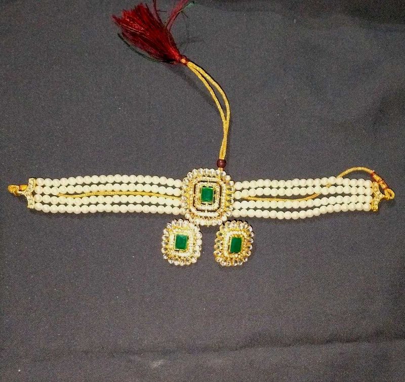 Elegant Pearl &amp; Emerald Choker Set