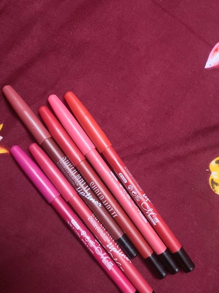 Statement-Making Lip Liner Set