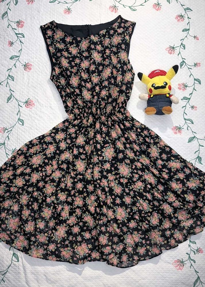 Floral Print Sleeveless Dress