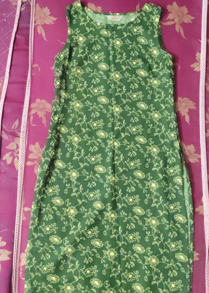 Green Kurtha Sleeveless