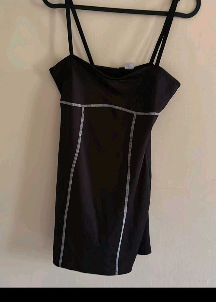 h&amp;m black dress