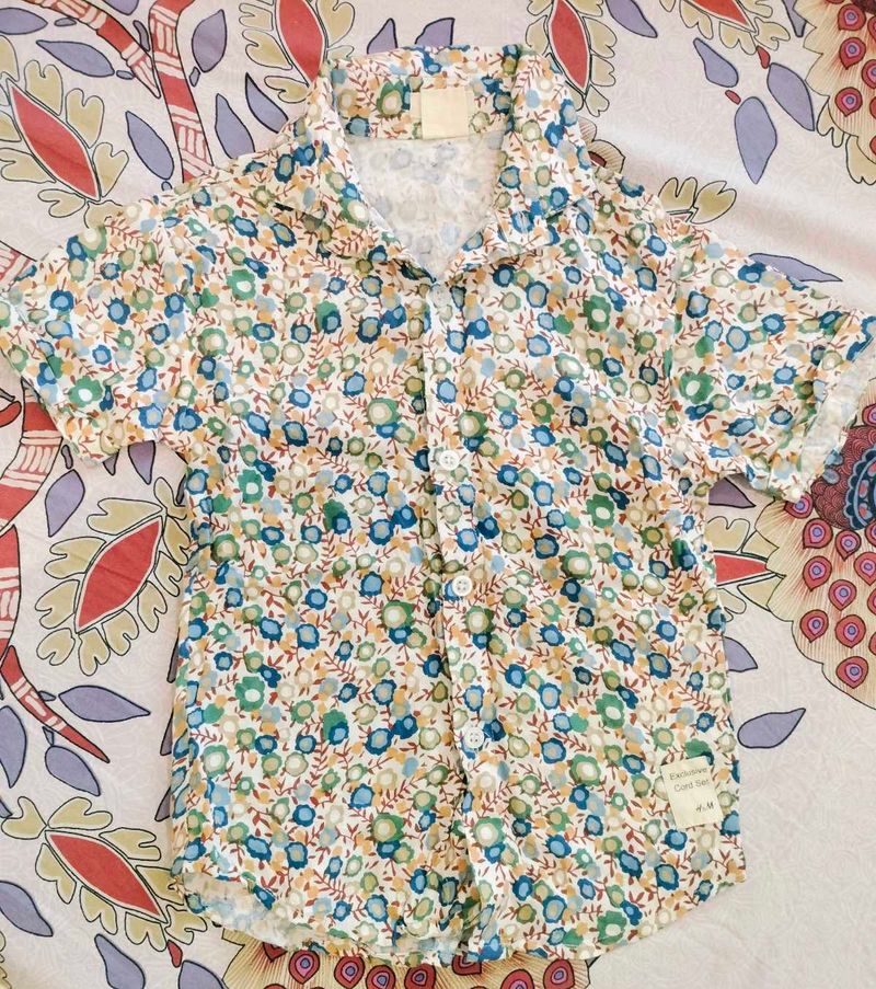 H&amp;M Floral Button-Down Shirt Never Used