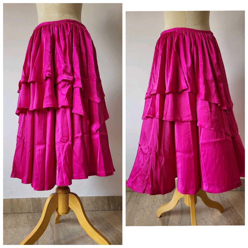 Skirt , Length 28 Inches