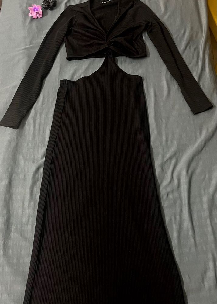 Chic Cutout Maxi Dress