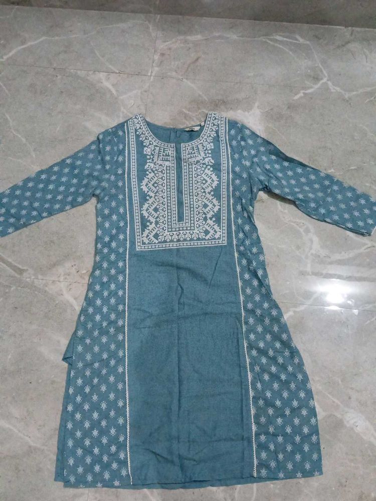 Embroidered Kurta