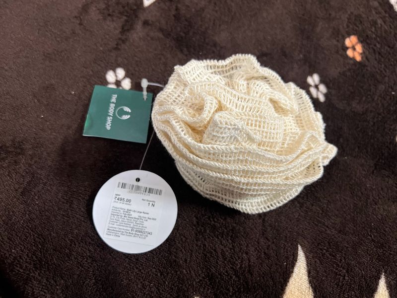 The Body Shop Bath Lily Large Ramie❤️