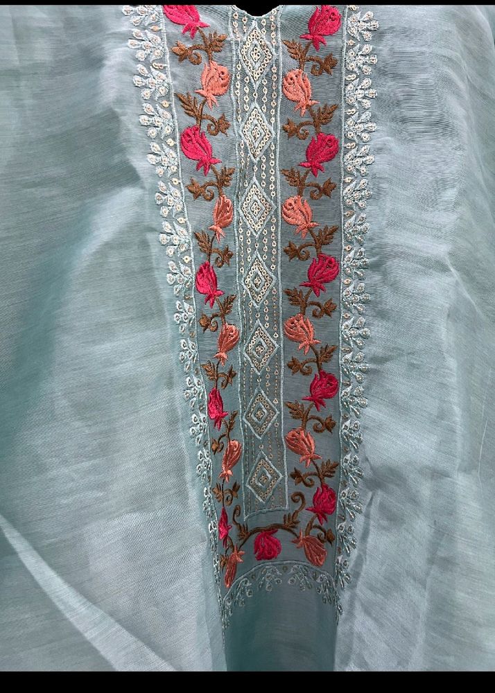 KURTA AND CHUNNI (Women)