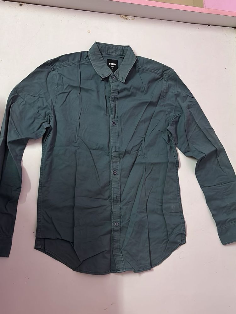 Men's Casual Button-Down Shirt