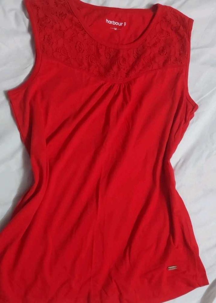 Red Blouse (Lace) Sleeveless