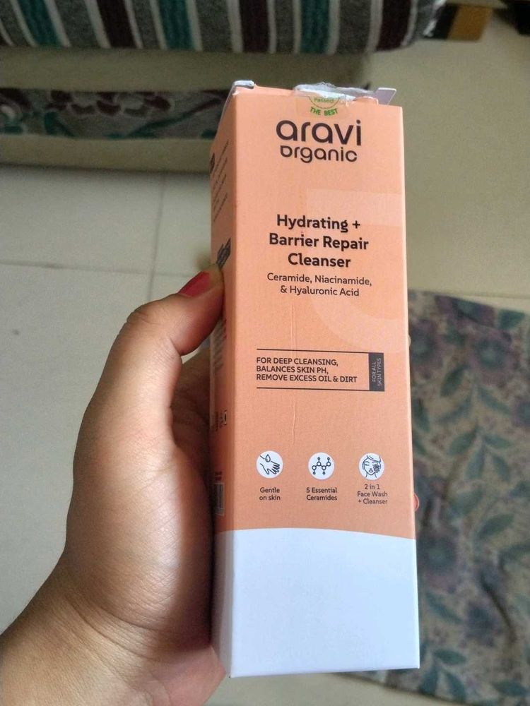 Hydrating Cleanser