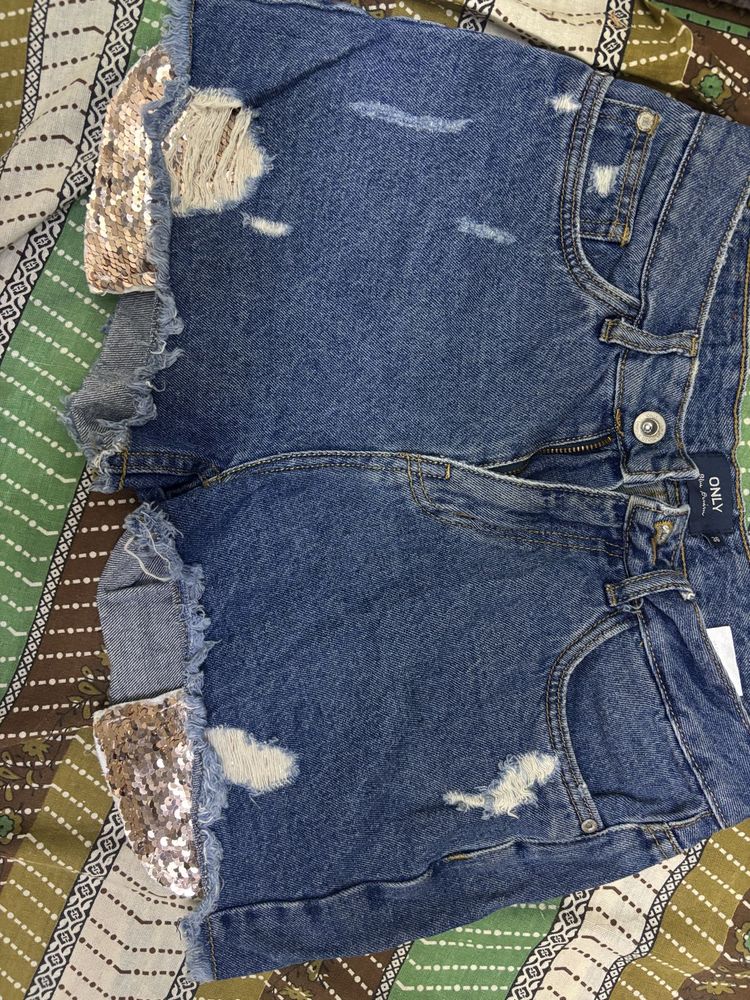 ONLY Distressed Denim Shorts