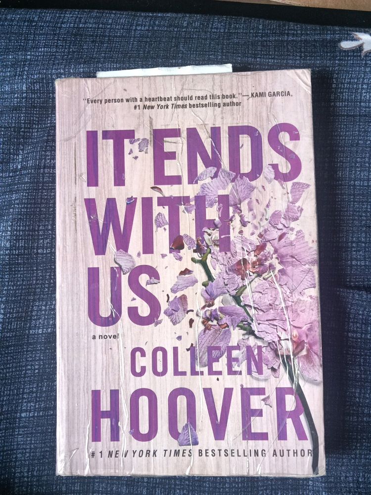 Collen Hoover(Author) Novel &#34; It Ends With Us&#34;