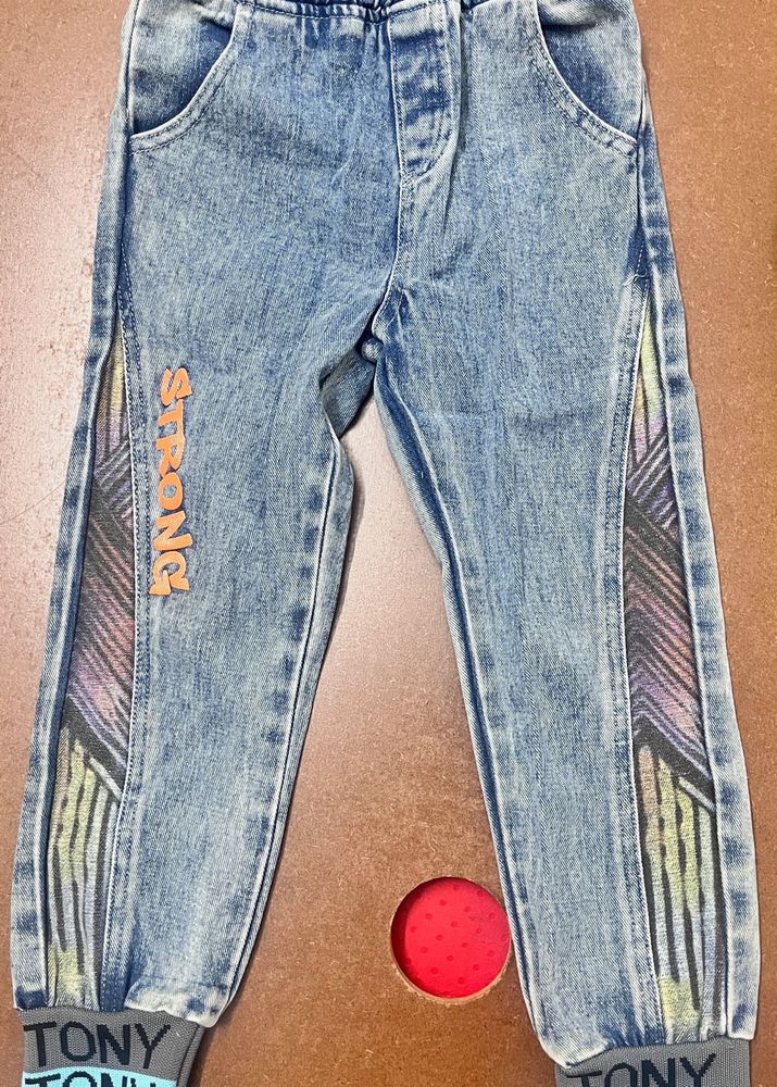Boys &#39;Strong&#39; Print Jeans