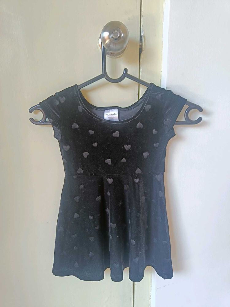 Adorable Girls&#39; Heart Print Velvet Dress