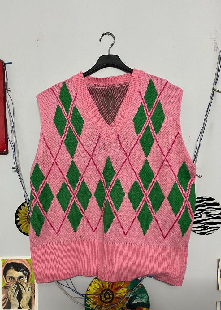 Pink Argyle Sweater Vest💚🩷