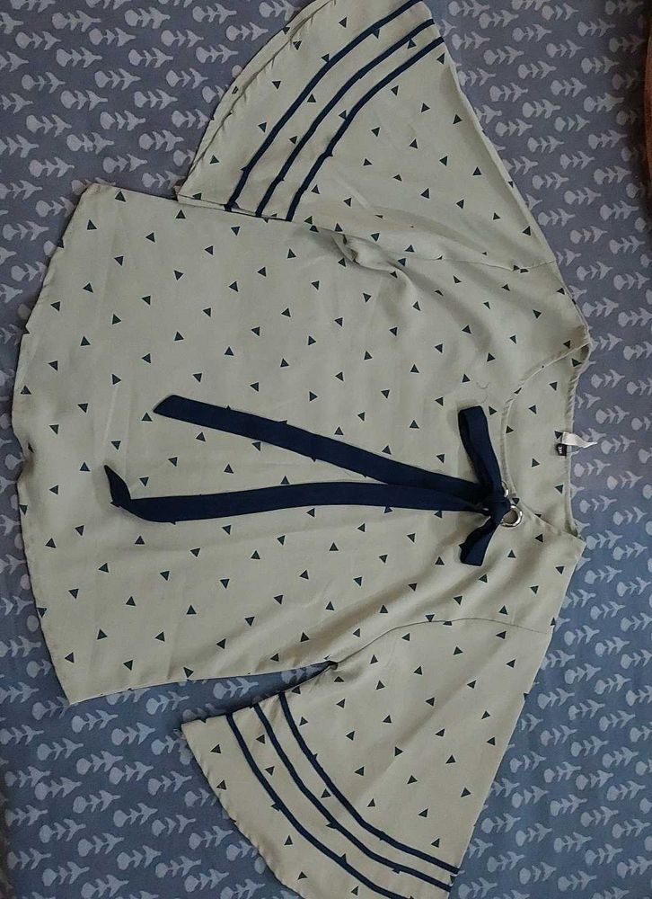 Cute Triangle Print Tie Top
