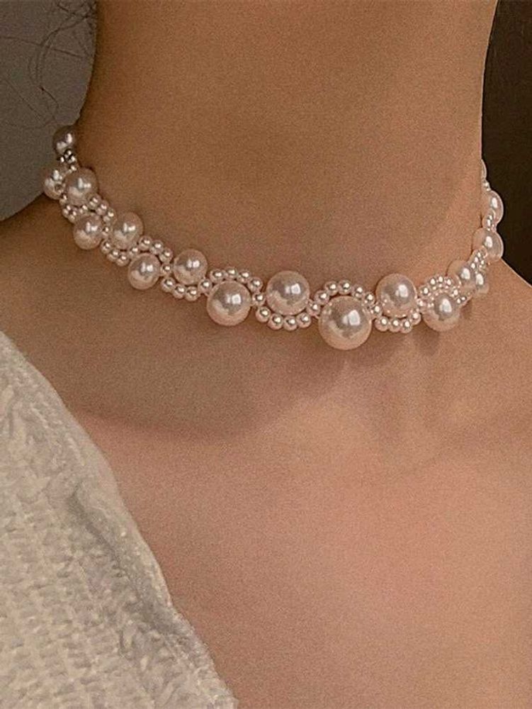 Pearl Beaded Choker