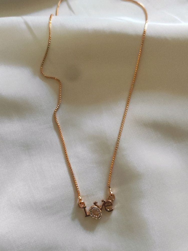 LOVE ❤NECKLACE