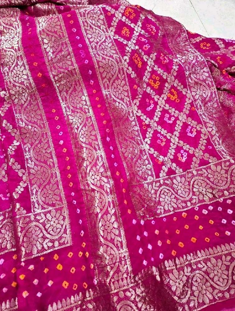 Beautiful Pink Bandhani Saree