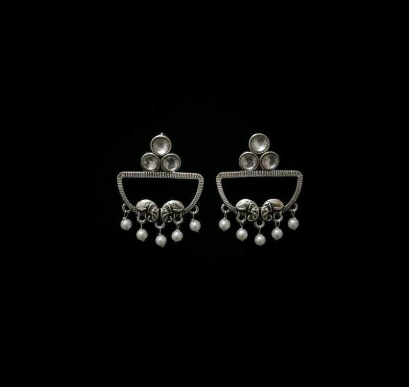 Silver Dangler Earrings