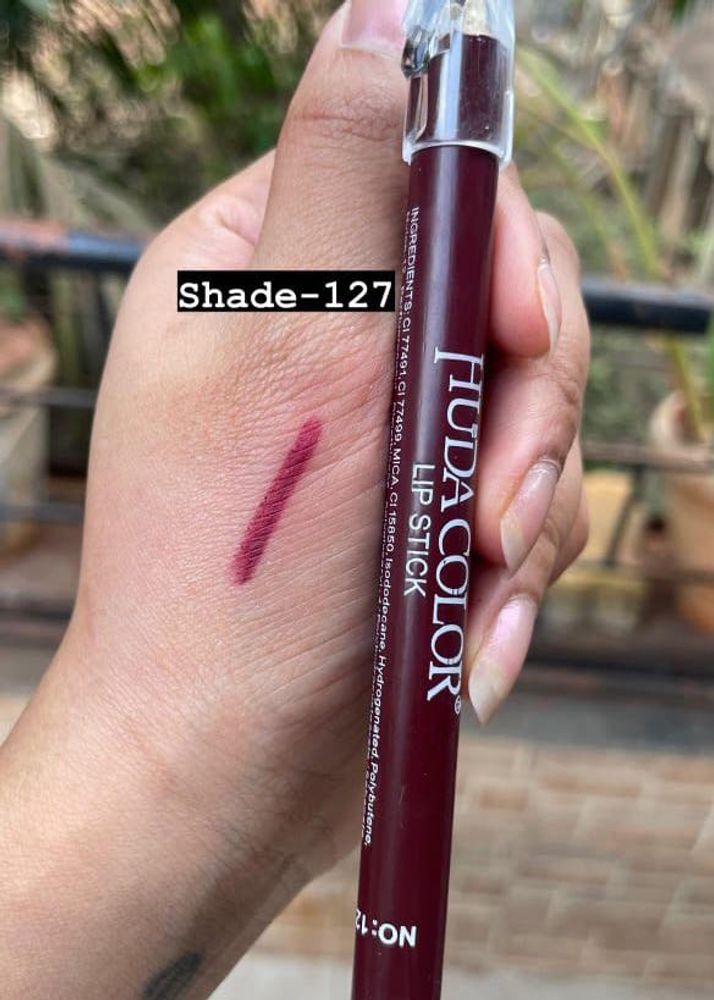 Huda Color Jumbo Lip Pencil With Sharpener