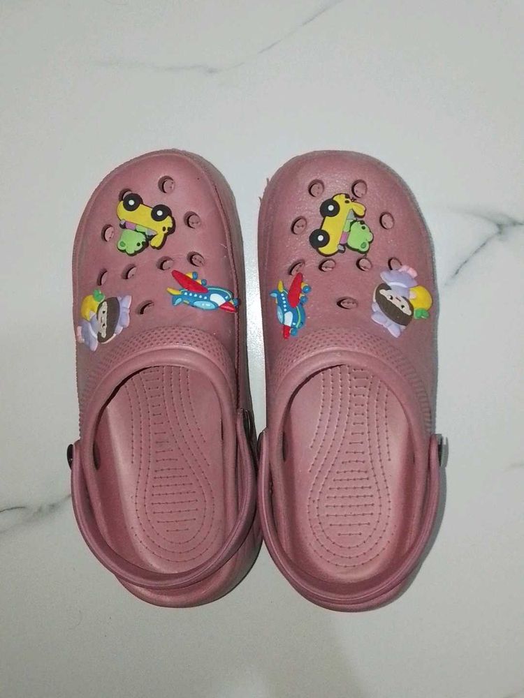 Mauve colour Crocs🎀