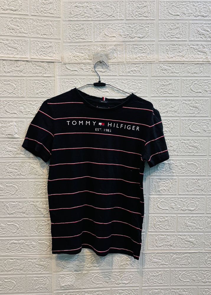 🇬🇧 Tommy Hilfiger Imported Tshirt