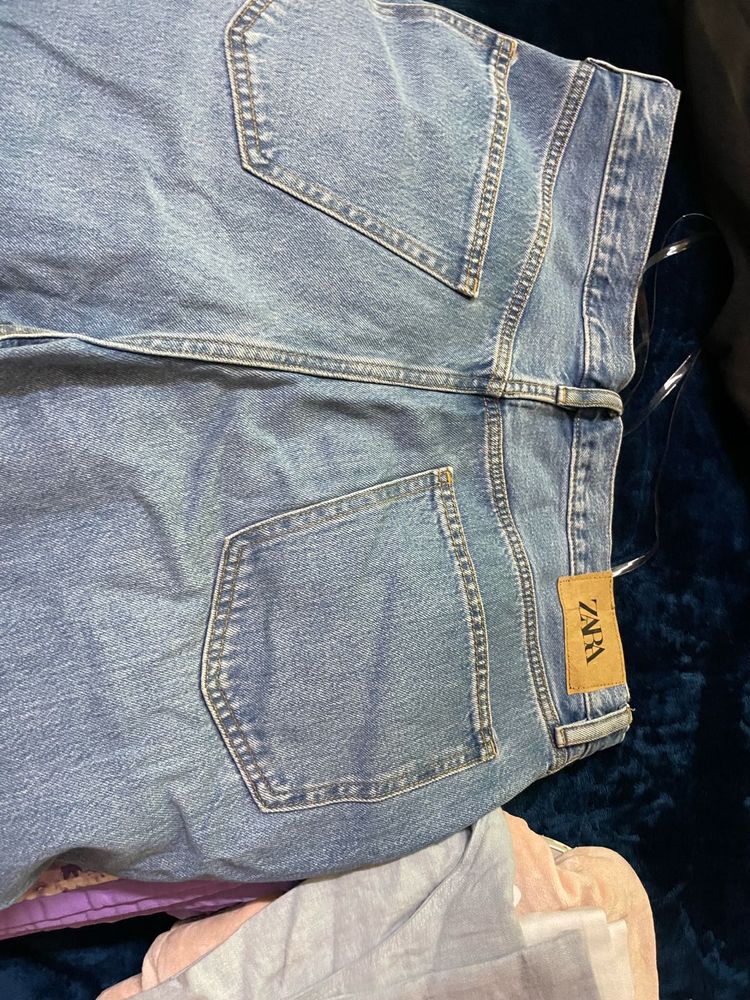 Zara Jeans