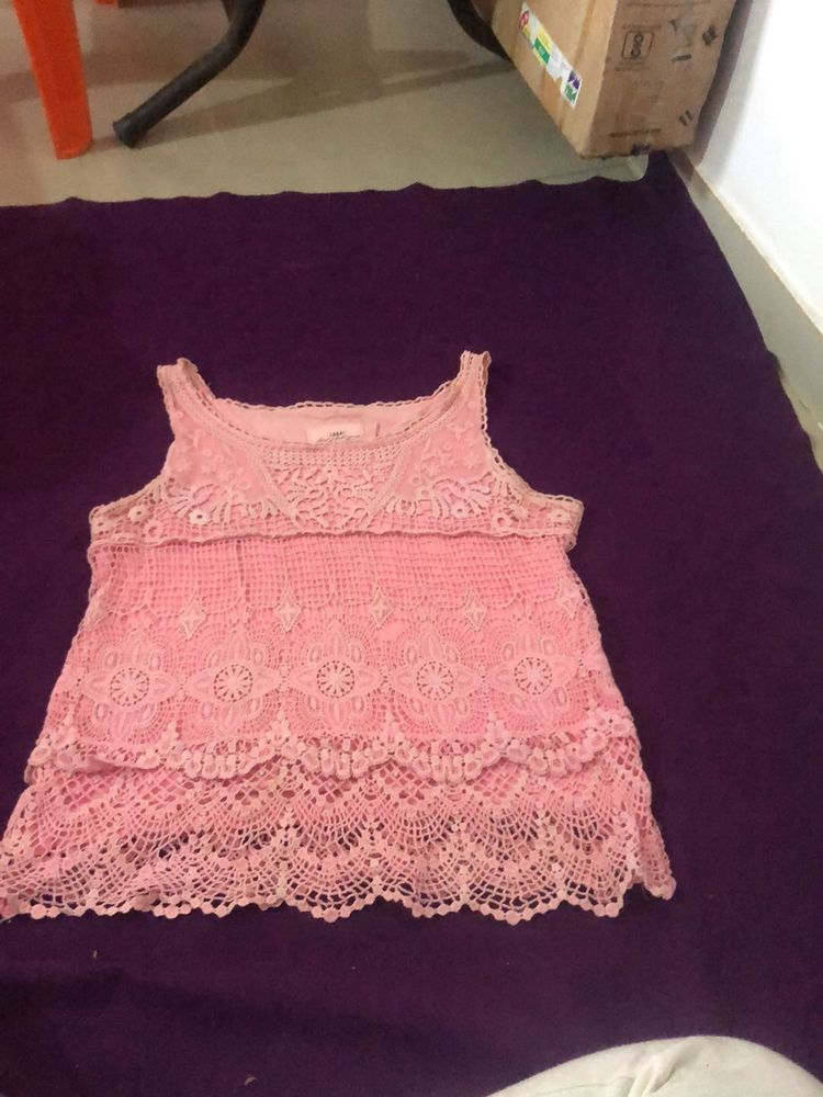 H.M top used hai