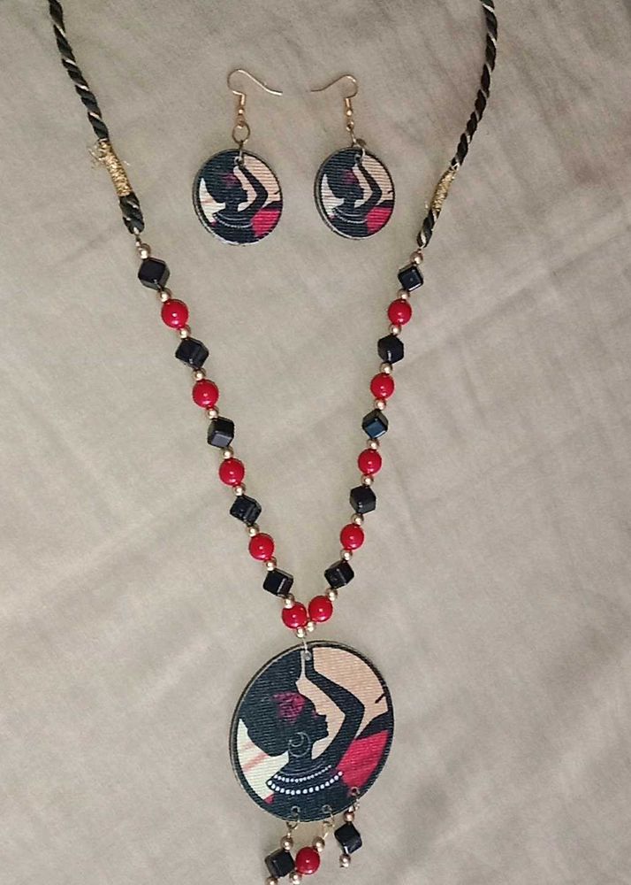 Handcrafted Tribal Art Pendant Necklace &amp; Earrings
