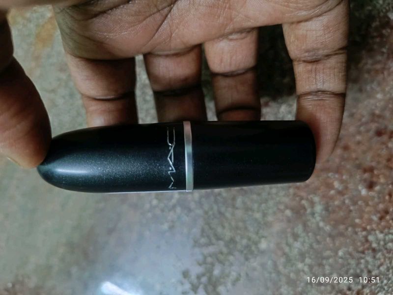 Orginal Mac Red Lipstick