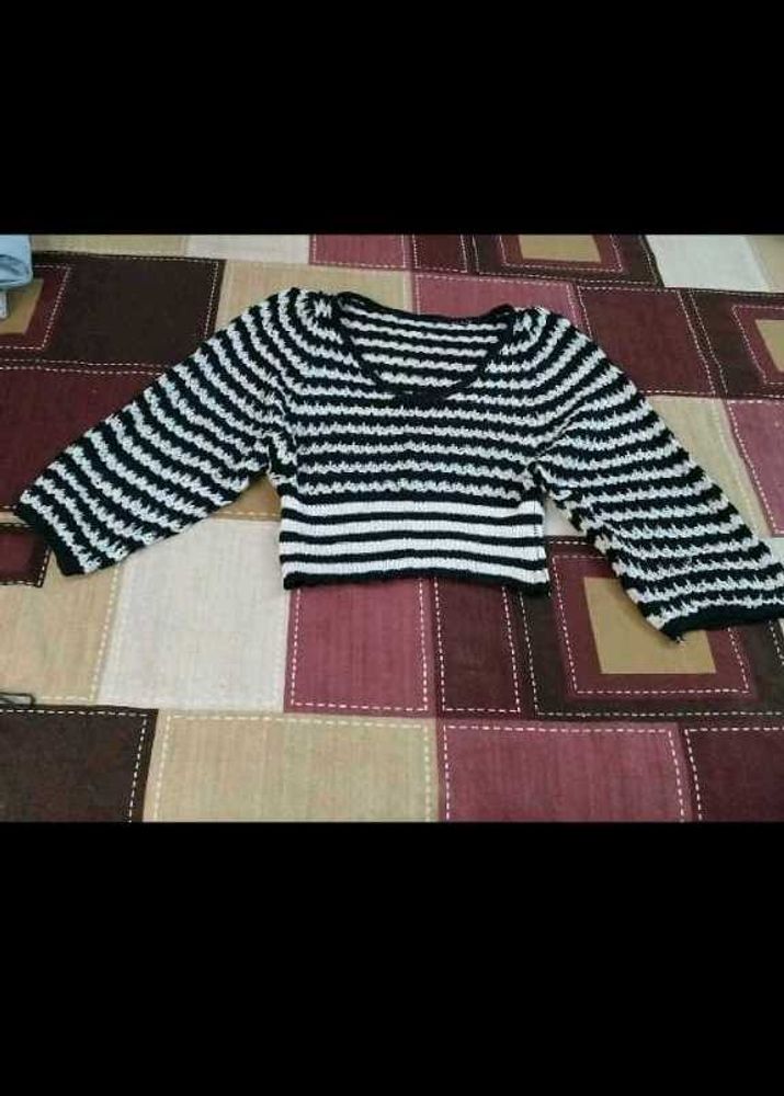 Striped Cropped Top