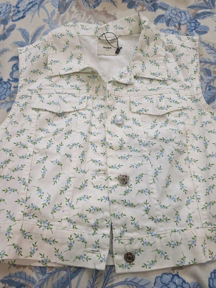 Floral Sleeveless Denim Vest