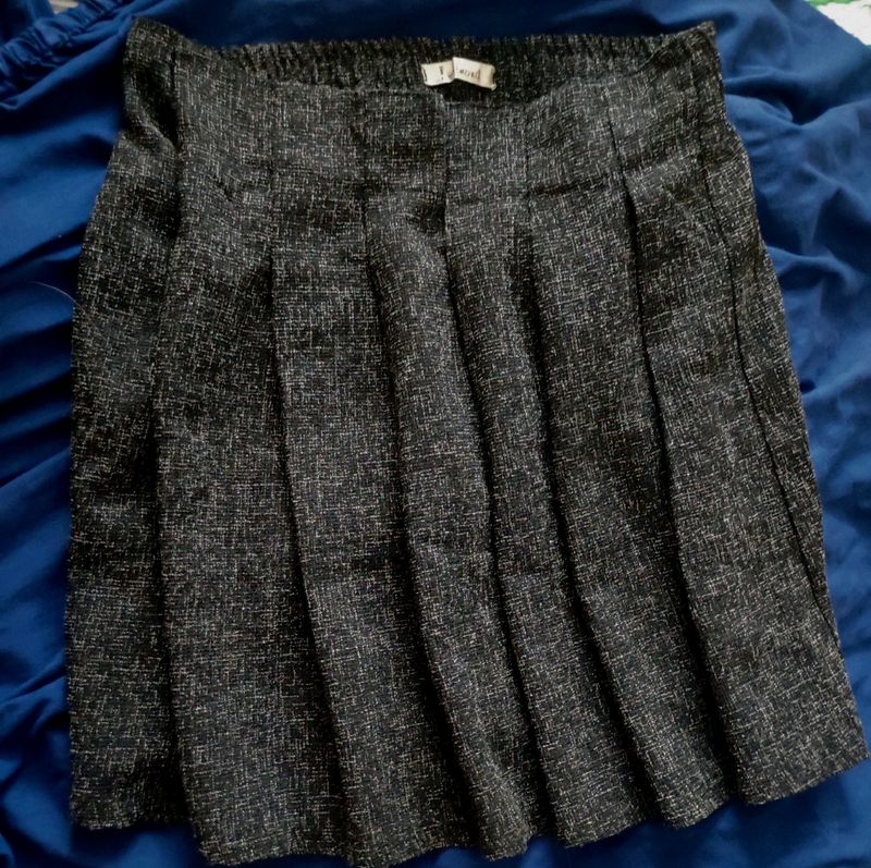 Charcoal Textured A-Line Pleated Skirt