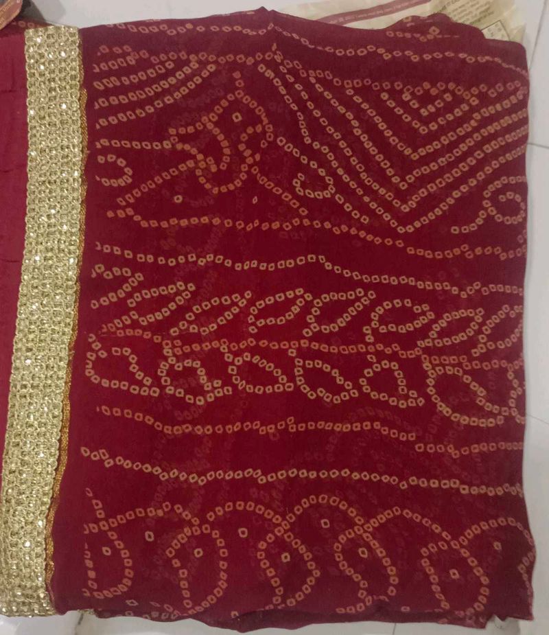 Maroon Bandhani Saree with Gold Border